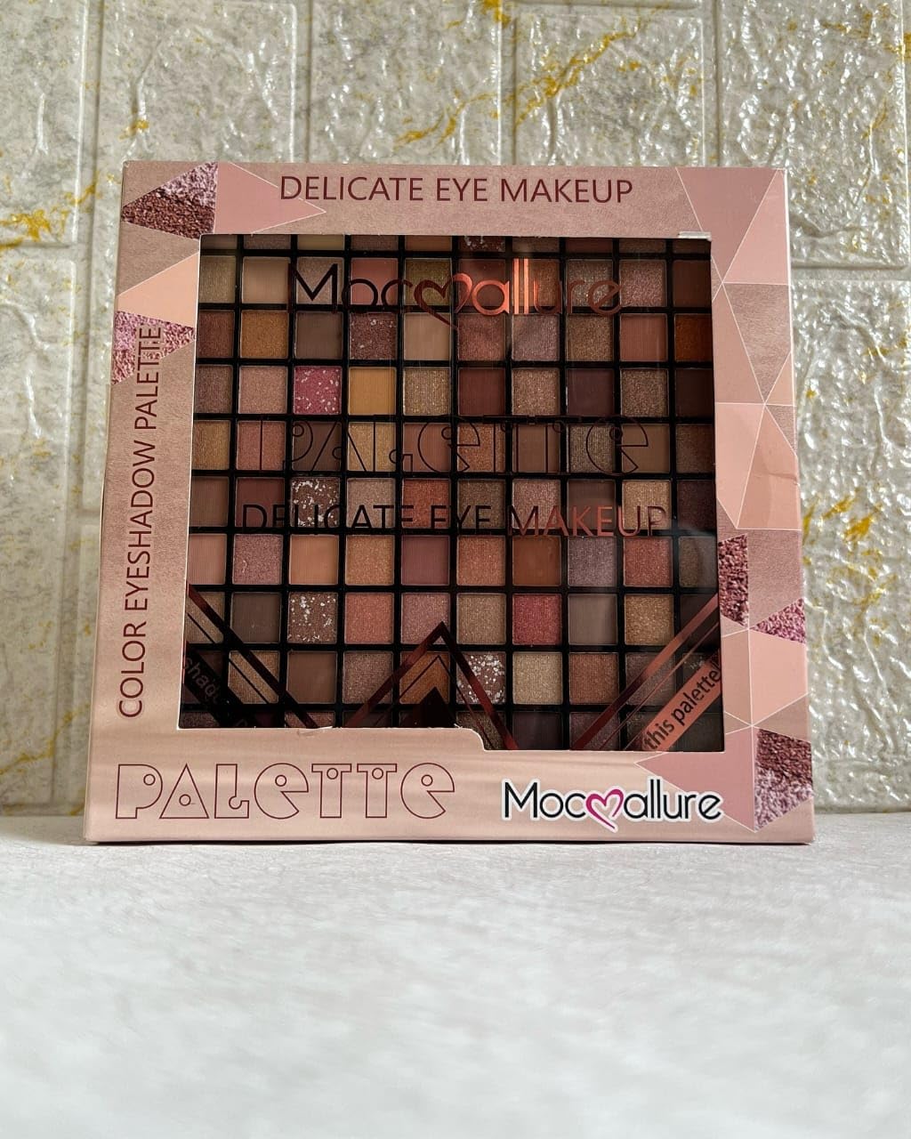 Mocallure (132 Nude) Shades Eyeshadow Palettes