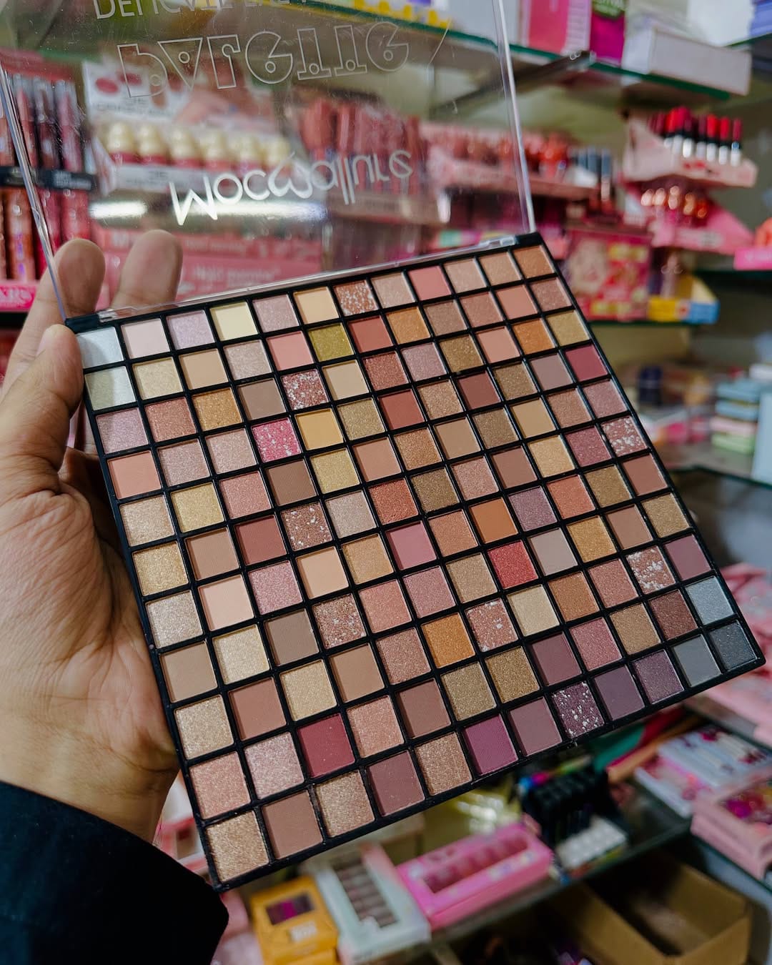 Mocallure (132 Nude) Shades Eyeshadow Palettes